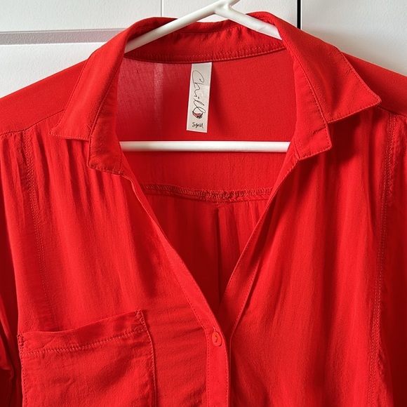🌷Button Down Blouse by Chill 100% Viscose - Picture 2 of 11
